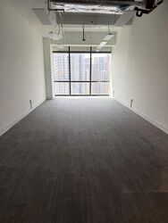 Woods Square (D25), Office #623521611